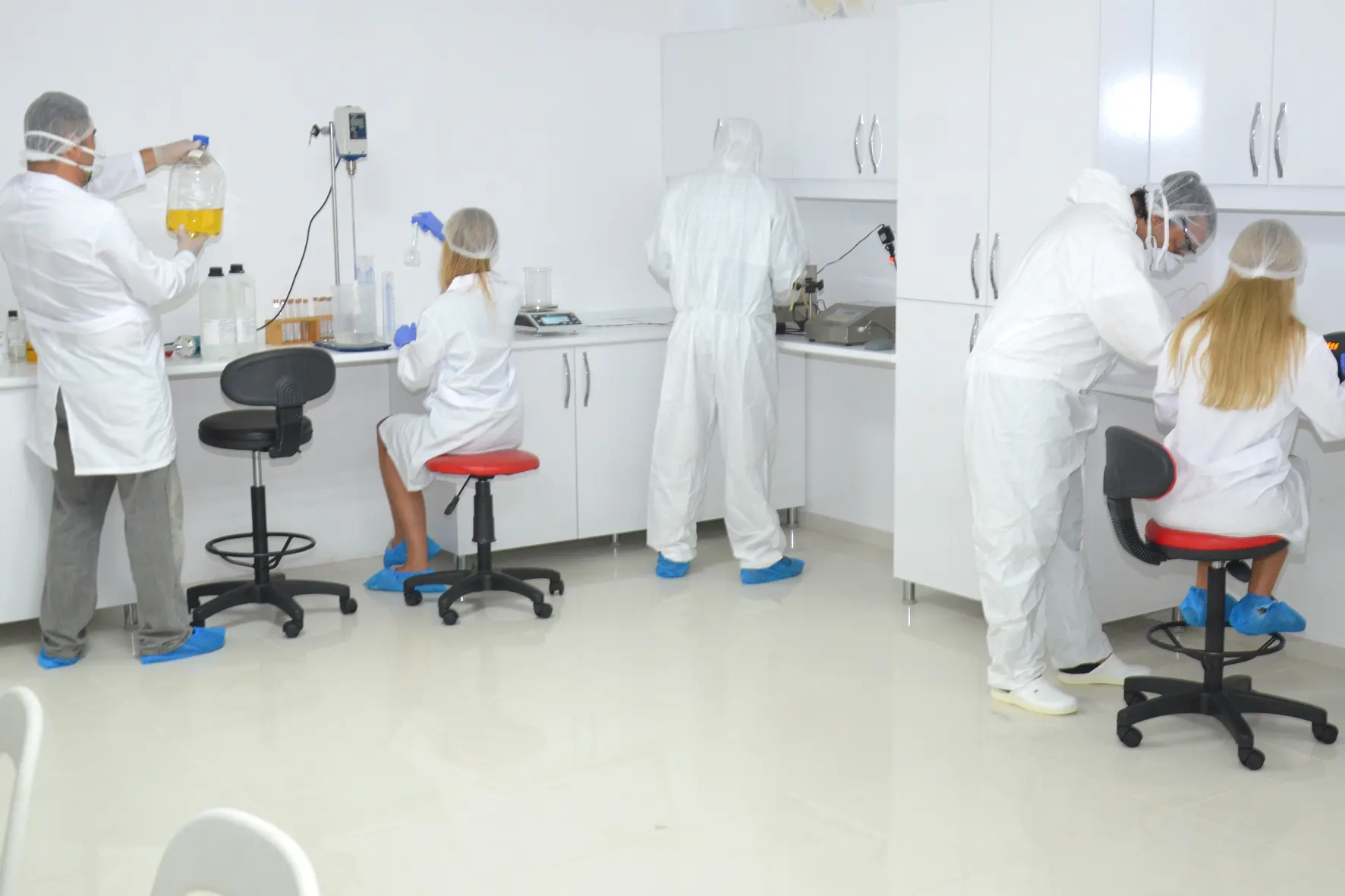 Likit analiz ve kalite kontrol süreci