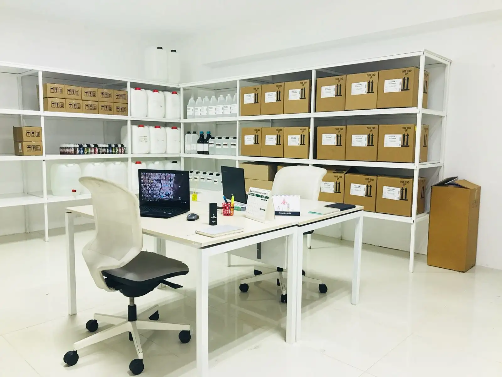 The Collection Vape üretim ekibi